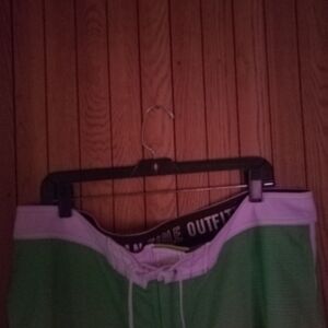 : Men's American Eagle Outfitters Size XL Board Shorts